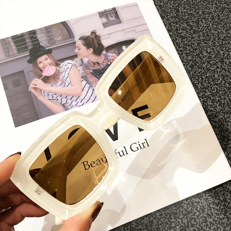 simple big frame retro square sunglasses, view 6 - MRSLM