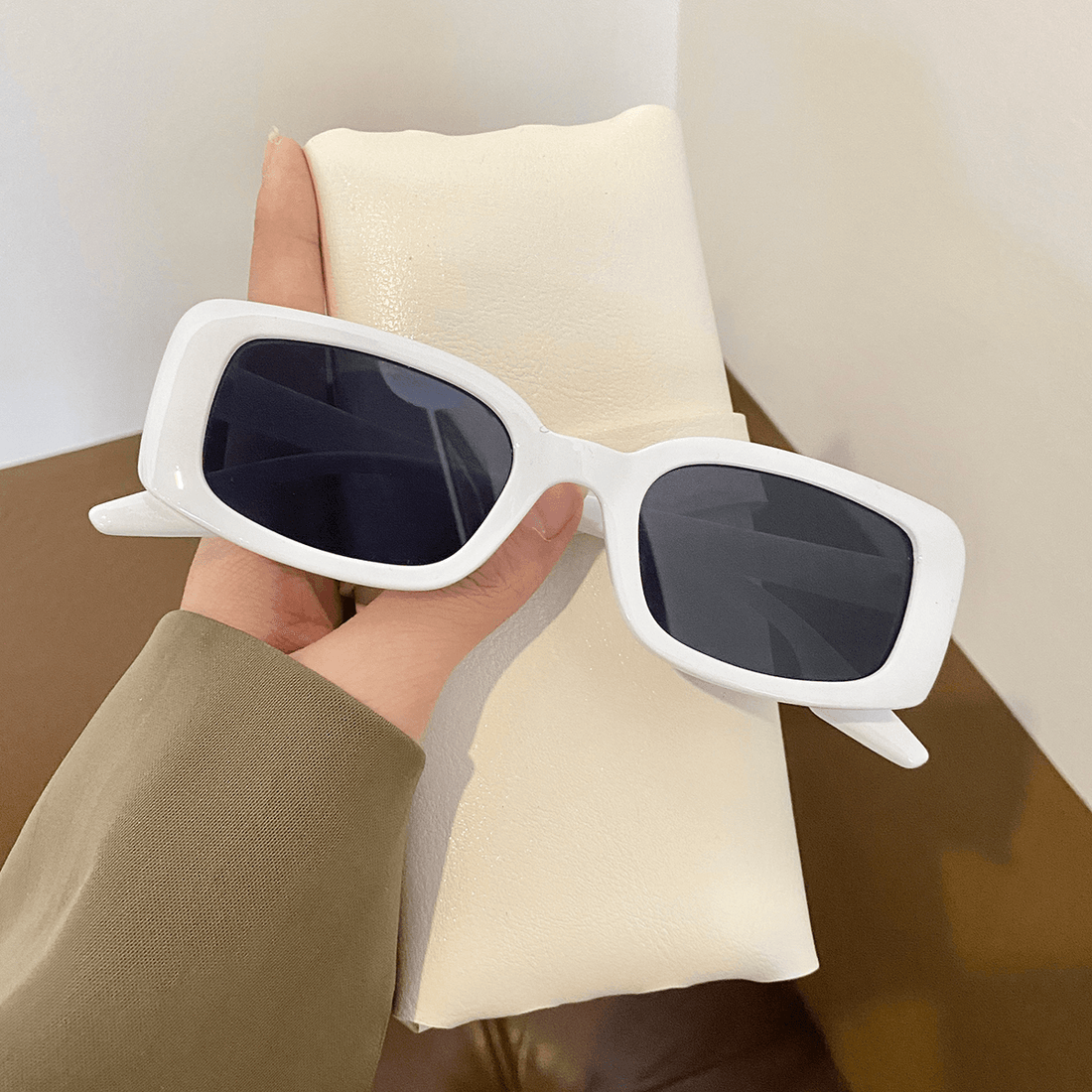 Concave Shape Retro Small Box Leopard Print Sunglasses