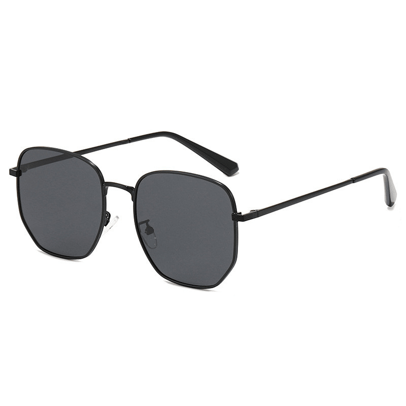 Polarized big-frame sunglasses, view 6 - MRSLM