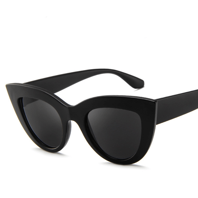 Retro cat eye street sunglasses, view 3 - MRSLM