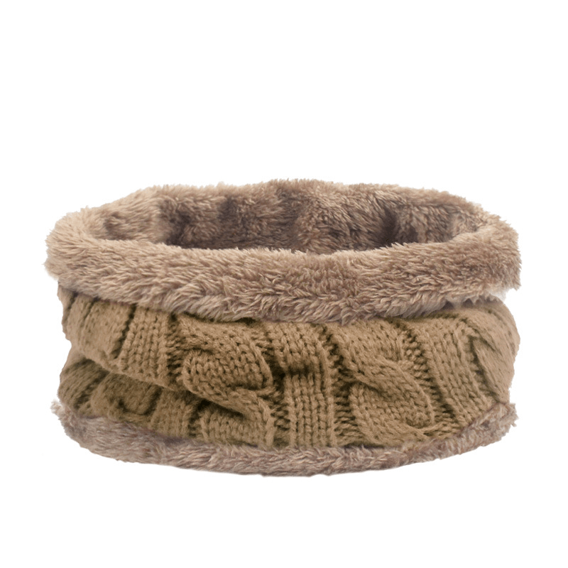 Knitted wool hat and scarf set, view 18 - MRSLM