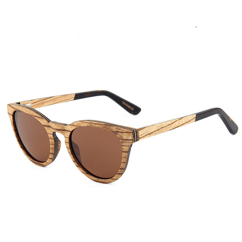 Wooden polarized sunglasses with spring hinge, view 3 - MRSLM
