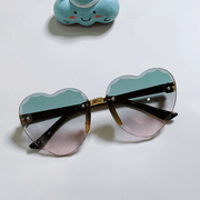 heart-shaped summer sunglasses, view 3 - MRSLM