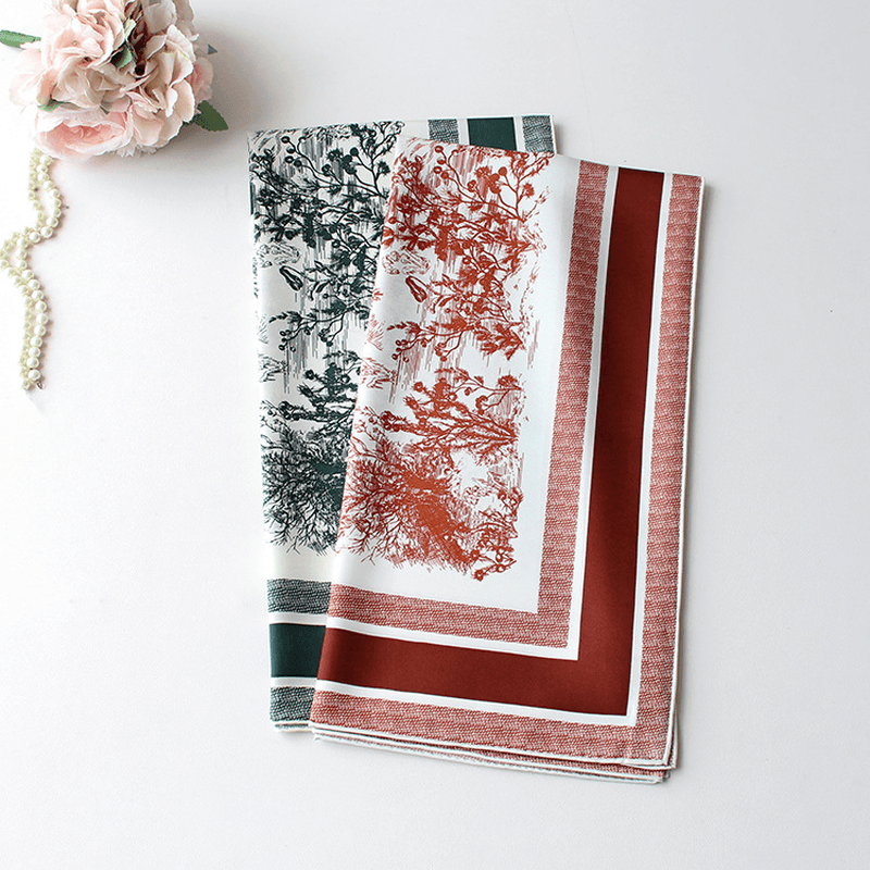 twill large square scarf, view 5 - MRSLM