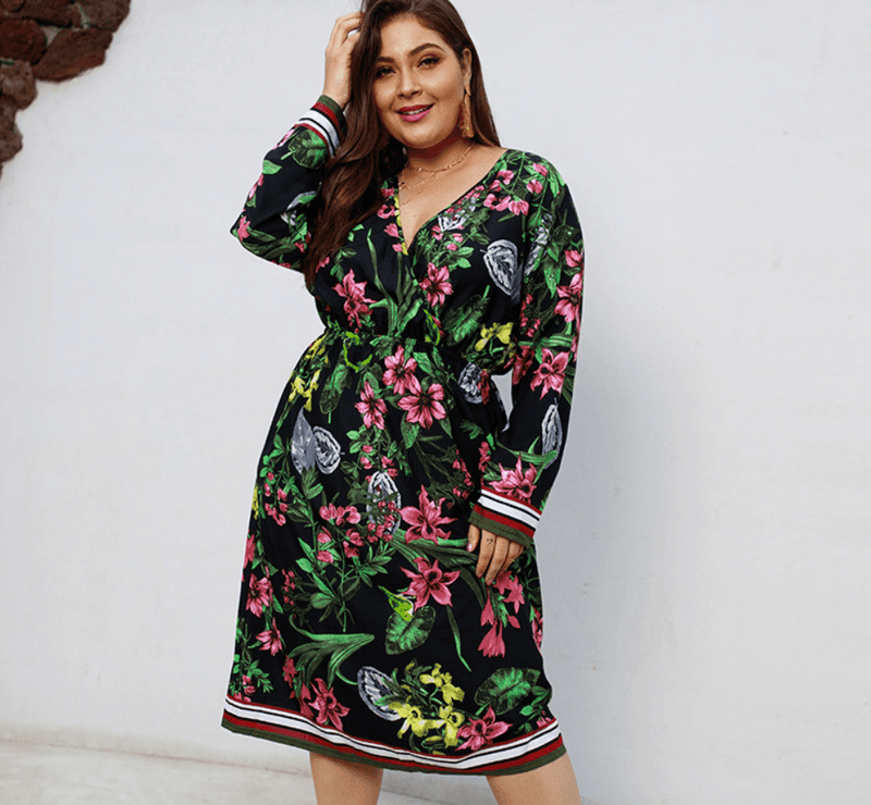 Printed long-sleeved V-neck dress, view 4 - MRSLM
