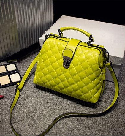 retro quilted leather doctor bag, view 8 - MRSLM