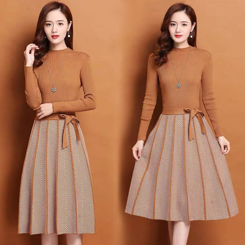 elegant pleated women's sweater dress, view 9 - MRSLM