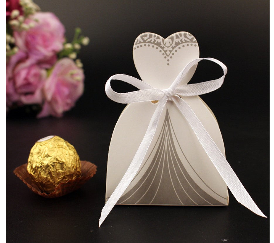 Bride And Groom Design Favors 10 Pcs Set