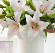 lily bouquet decoration set, view 3 - MRSLM