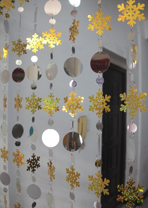 sequined christmas trees party garland, view 5 - MRSLM