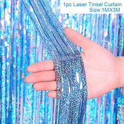 party fringe foil curtain, view 2 - MRSLM