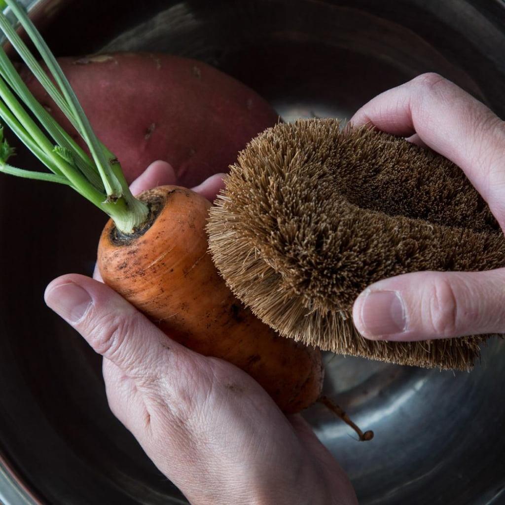 Tawashi Vegetable Brush - MRSLM