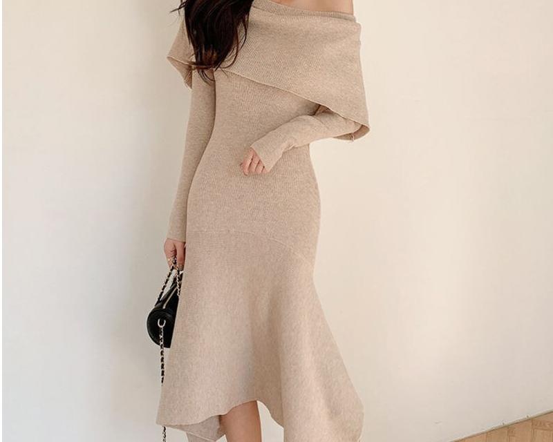 slash neck knitting dress, view 5 - MRSLM
