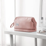 travel wash bag two compartments, view 3 - MRSLM