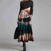 retro v-neck women's dress in print, view 14 - MRSLM
