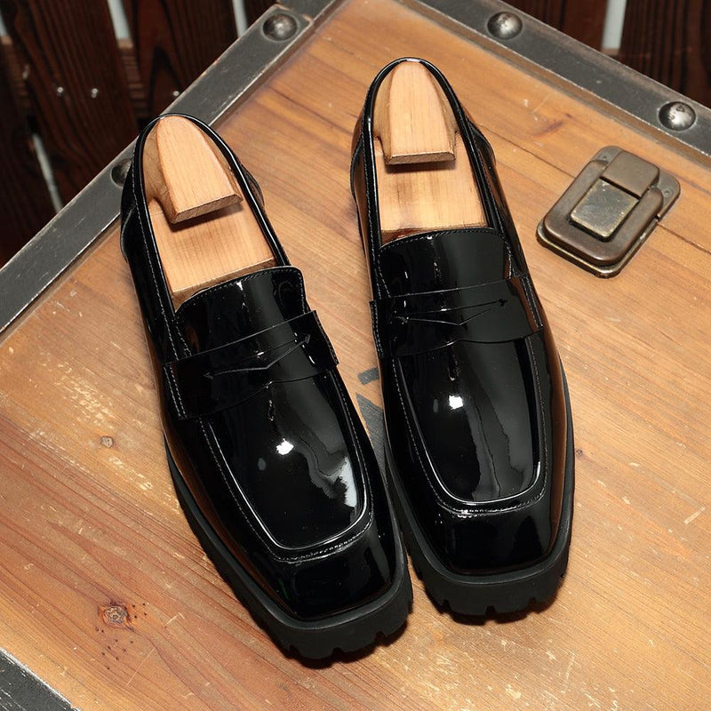 Men's slip-on black patent shoes, view 4 - MRSLM