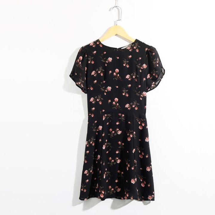 Women's Round Neck Short Sleeved Mini Dress