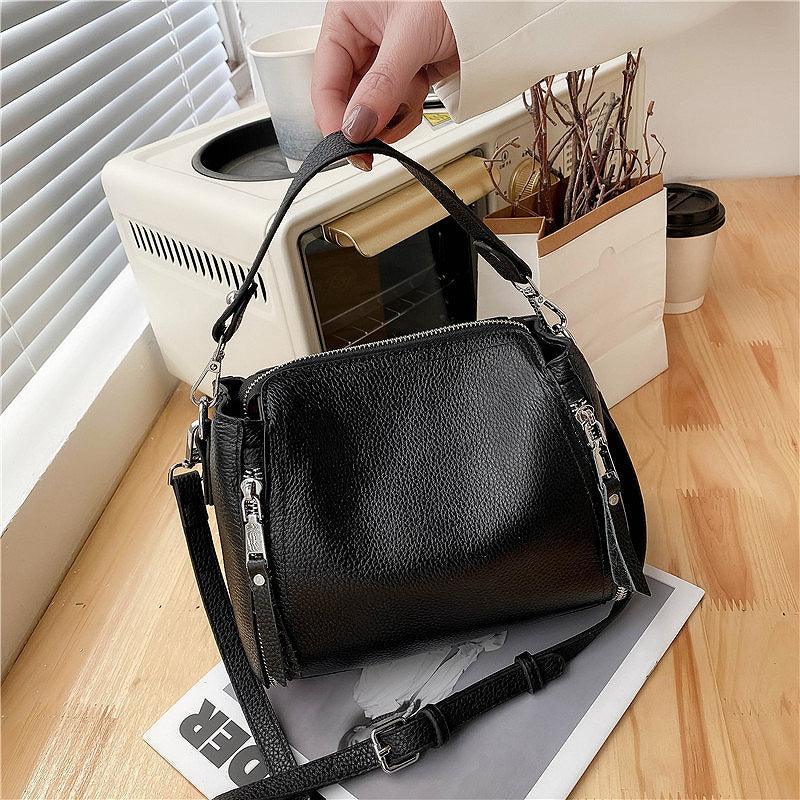 Black PU bucket shoulder handbag, view 4 - MRSLM