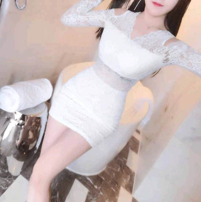 Sexy V-neck Hollow Slim Long-sleeved Tight Lace Dress
