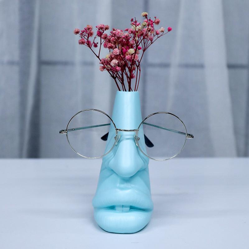 resin glasses holder ornament, view 2 - MRSLM