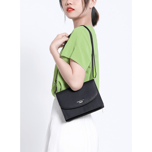 Magnetic Crossbody Bag