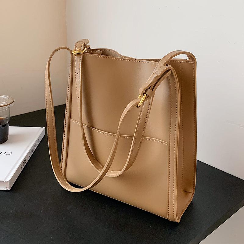 retro PU shoulder bag, view 4 - MRSLM