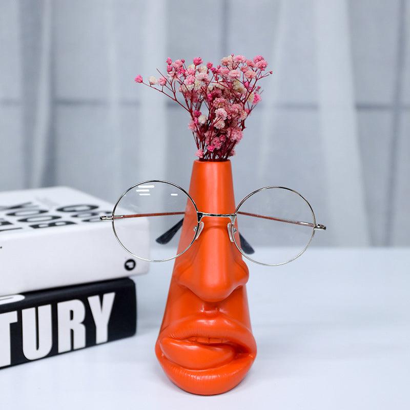 resin glasses holder ornament, view 3 - MRSLM
