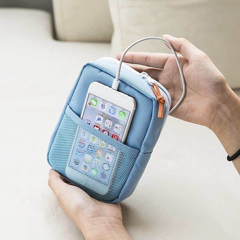 Portable travel gadget storage bag, view 26 - MRSLM