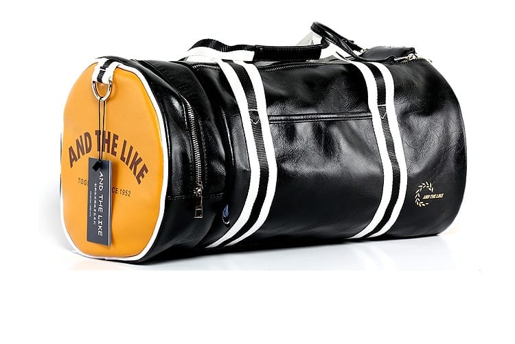 multifunction travel bag with shoe pockets, view 5 - MRSLM