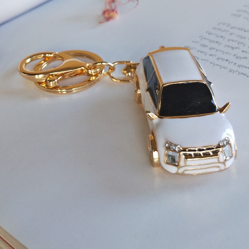 rhinestone car key chain, view 37 - MRSLM
