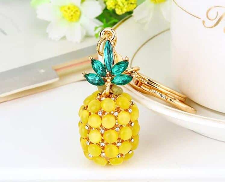 rhinestone car key chain, view 13 - MRSLM