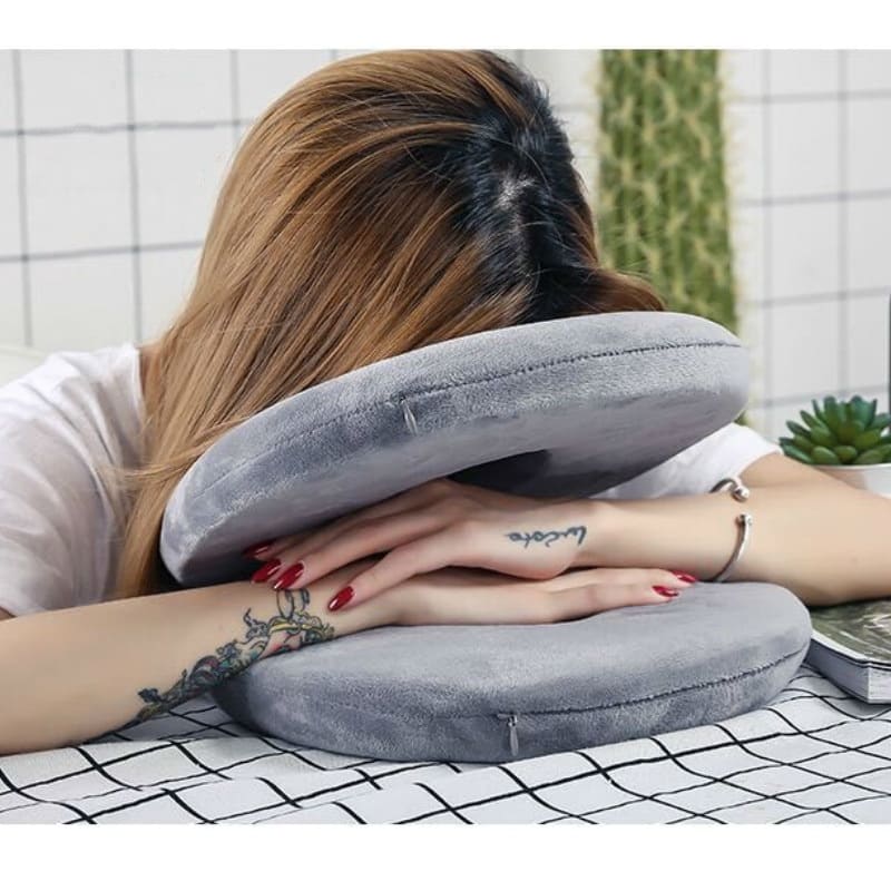 folding neck travel pillow, view 7 - MRSLM