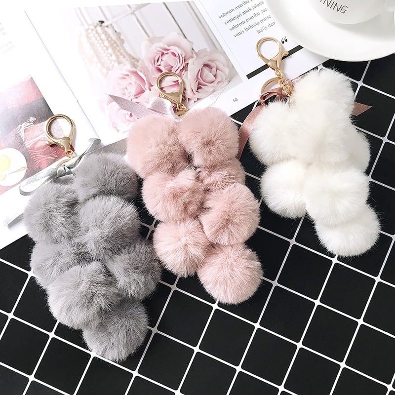 eco fur pom keychain - MRSLM