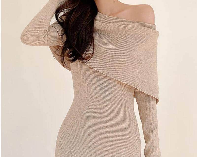 slash neck knitting dress, view 6 - MRSLM