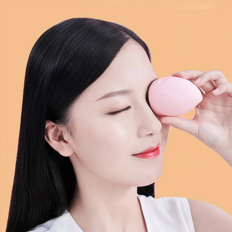egg-shaped vibration facial massager, view 3 - MRSLM