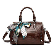 retro crocodile pattern tote shoulder bag, view 4 - MRSLM