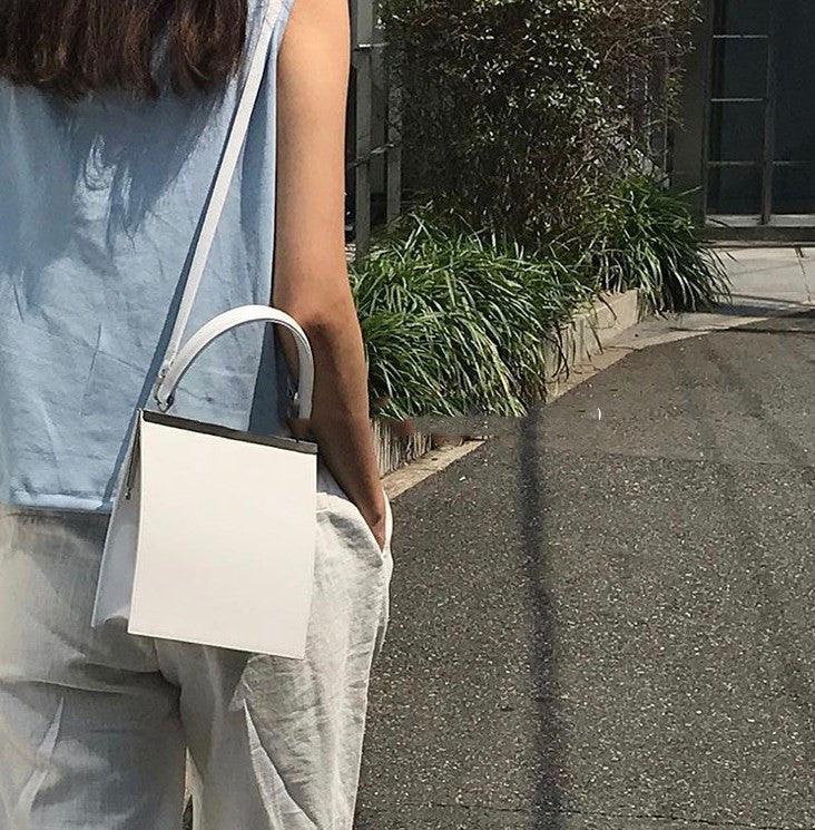 retro clip small square crossbody bag, view 7 - MRSLM