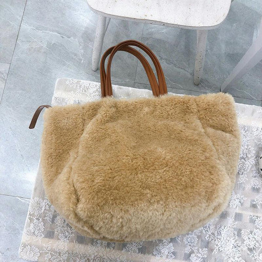 plush dumpling shoulder bag - MRSLM